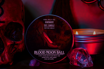 Blood Moon Ball Scented Candle (VG)