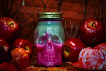 Poison Toffee Apple Scented Skully Candle (VG)