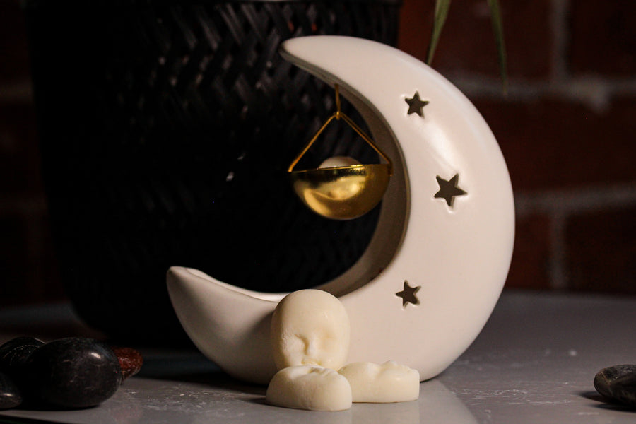 Hanging Moon Oil Burner