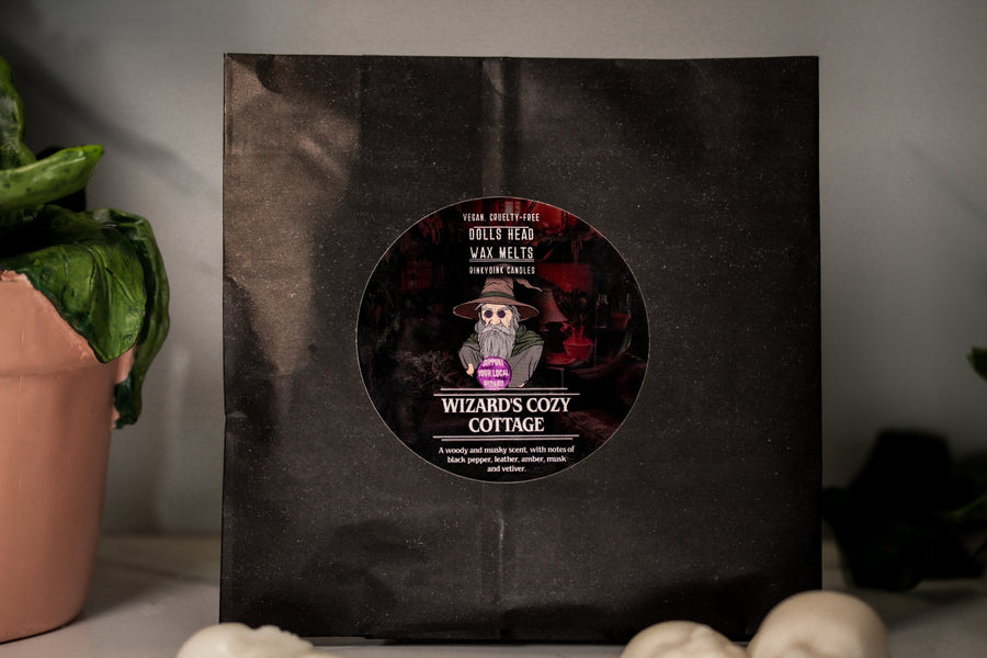 Wizard's Cozy Cottage Dolls Head Wax Melts (VG)
